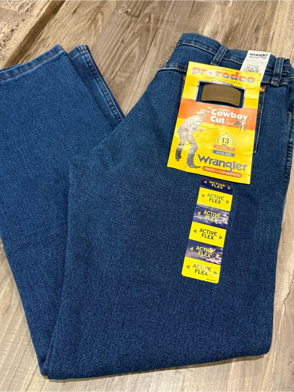 Wrangler Men's Cowboy Cut Original Fit Active Flex Jeans Style 1013MAFGK
34x32